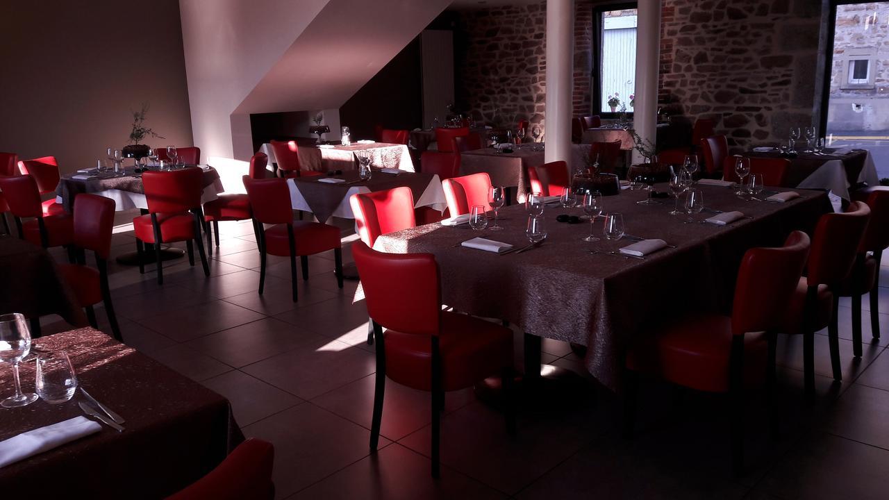 Les Pierres Folles Acomodação com café da manhã Rozier-en-Donzy Exterior foto
