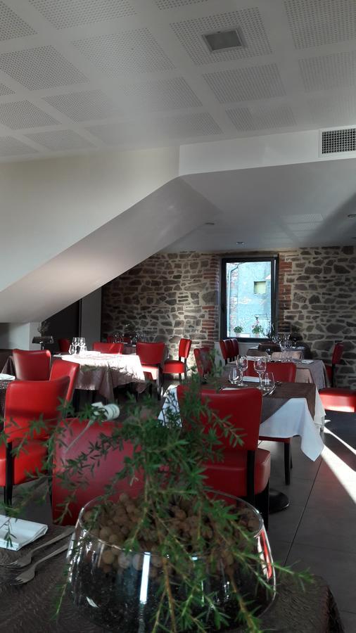 Les Pierres Folles Acomodação com café da manhã Rozier-en-Donzy Exterior foto