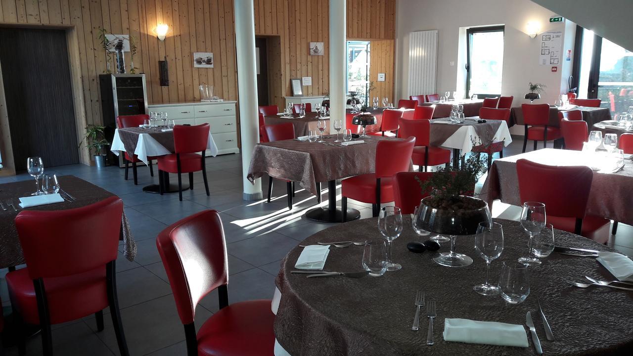 Les Pierres Folles Acomodação com café da manhã Rozier-en-Donzy Exterior foto