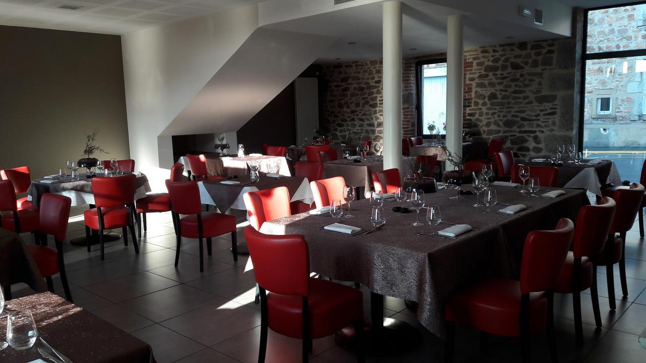 Les Pierres Folles Acomodação com café da manhã Rozier-en-Donzy Exterior foto